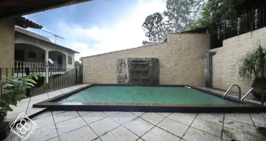 Casa para Venda em Volta Redonda / RJ no bairro Jardim Belvedere