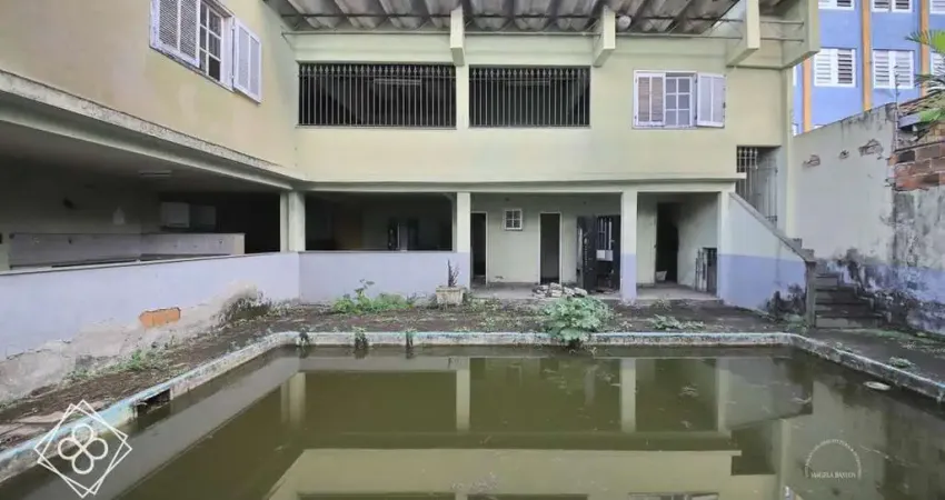 Casa para Venda em Volta Redonda / RJ no bairro Vila Santa Cecília