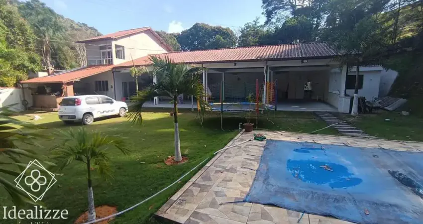 Chácara para Venda em Barra do Piraí / RJ no bairro Comunidade Santo Antônio