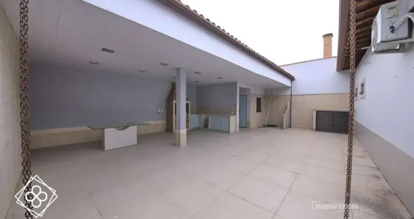 Casa para Venda em Volta Redonda / RJ no bairro Niterói