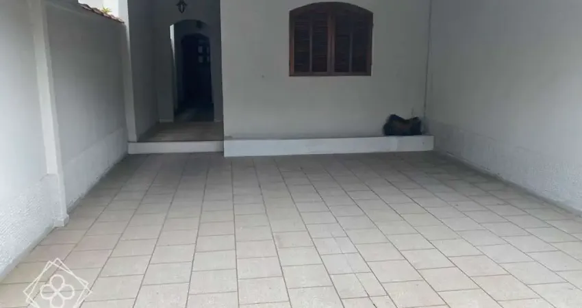 Casa para Venda em Volta Redonda / RJ no bairro Conforto