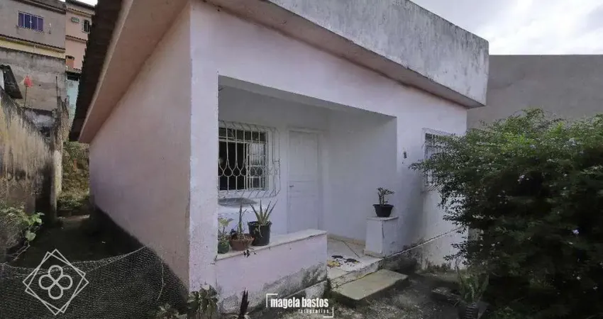 Casa para Venda em Volta Redonda / RJ no bairro Santo Agostinho