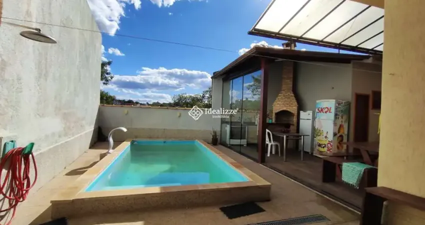 Casa linear para venda com 3 quartos e 3 vagas de garagem no bairro village santa helena