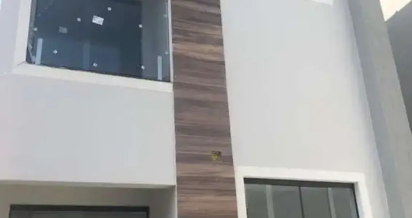 Casa para Venda em Barra Mansa / RJ no bairro São Luiz