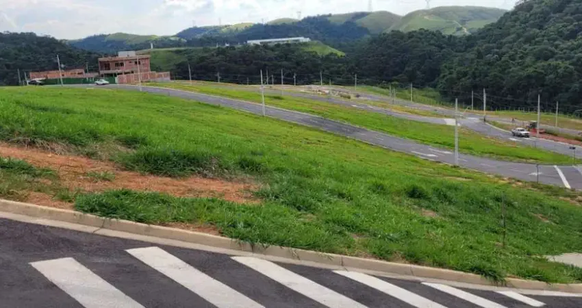 Lote para Venda em Volta Redonda / RJ no bairro Reserva do Valle