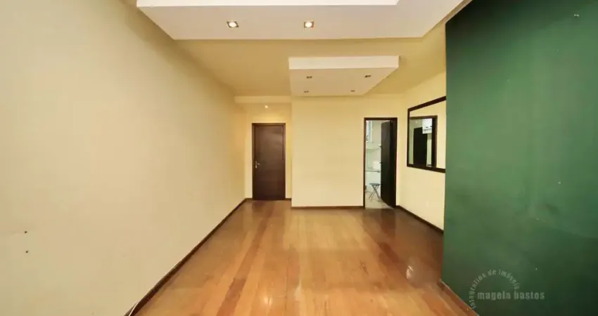 Apartamento para venda no bairro Jardim Amália, localizado na cidade de Volta Redonda / RJ