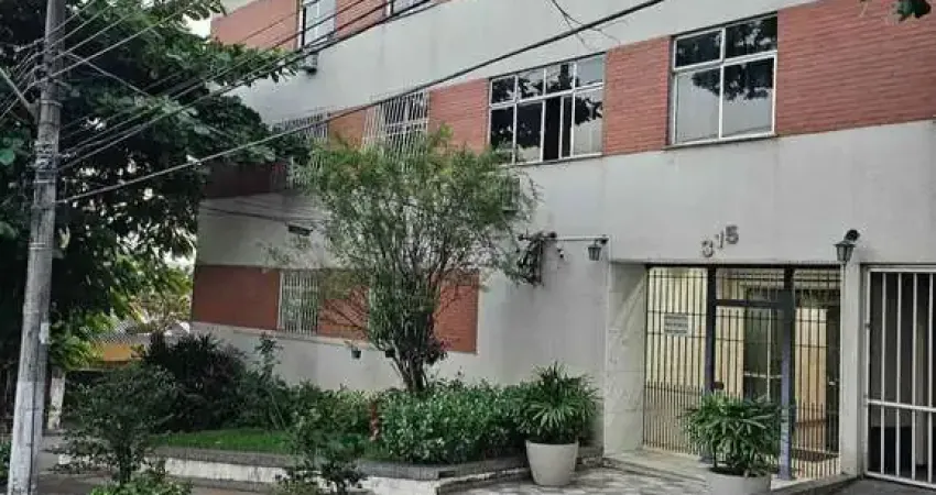 Vende-se apartamento em Bairro Jardim Amália I - Volta Redonda