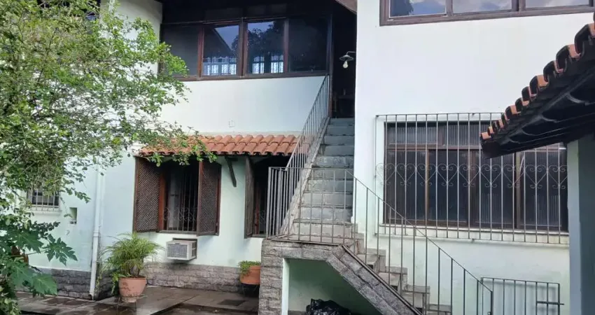 Casa com 3 quartos à venda no Conforto, Volta Redonda 