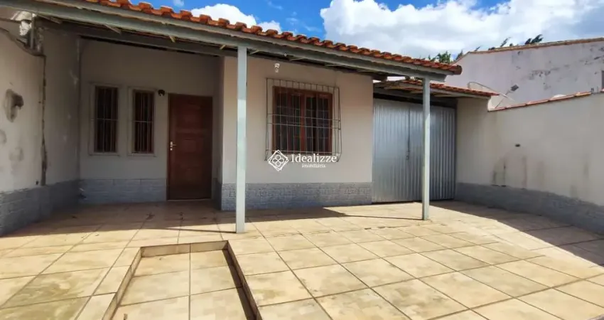 Casa linear de 2 quartos e 2 vagas a venda no bairro vila rica em volta redonda