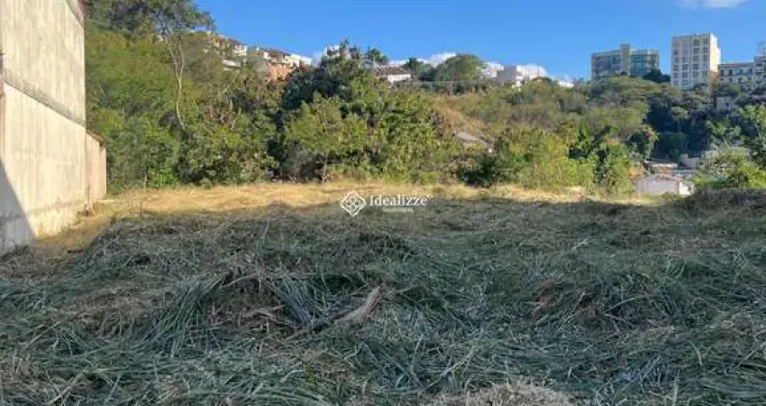 Terreno à venda no Jardim Amália, Volta Redonda