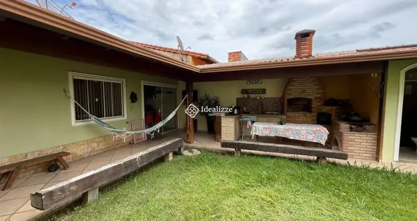 Casa térrea 3 quartos à venda no vila rica tiradentes com área gourmet e quintal amplo