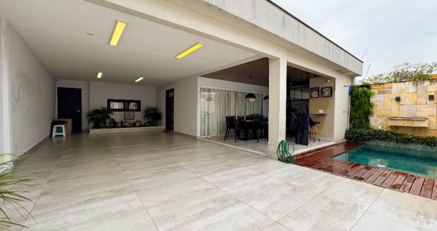Casa em Lagoa Nova com 4 quartos à venda