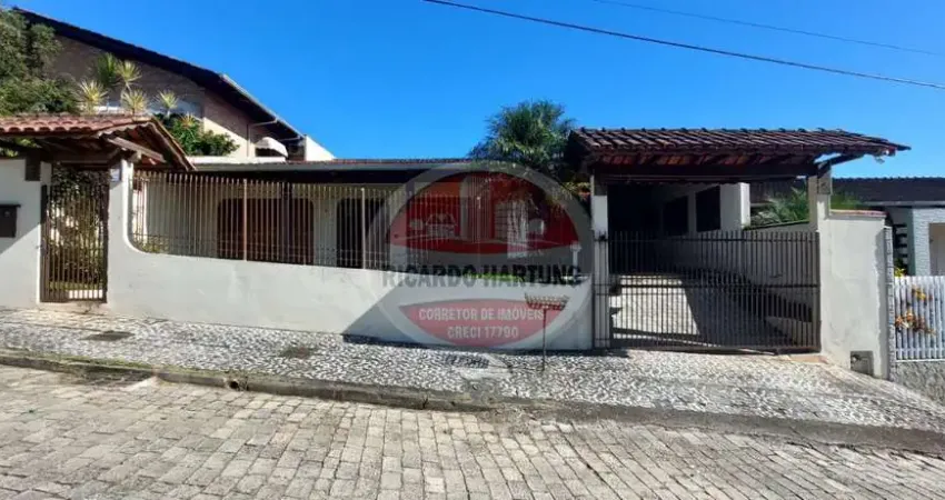 Casa com 4 quartos à venda no Velha, Blumenau