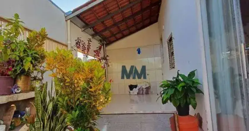 Casa com 4 dormitórios à venda, 117 m² por R$ 320.000 - Jardim América - Uberaba/MG