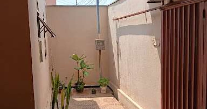 Casa com 3 dormitórios à venda, 109 m² por R$ 126.000,00 - Residencial 2000 - Uberaba/MG