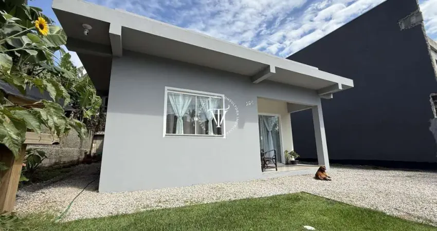 Casa com 3 quartos à venda na Guaruba, 226, Bombas, Bombinhas
