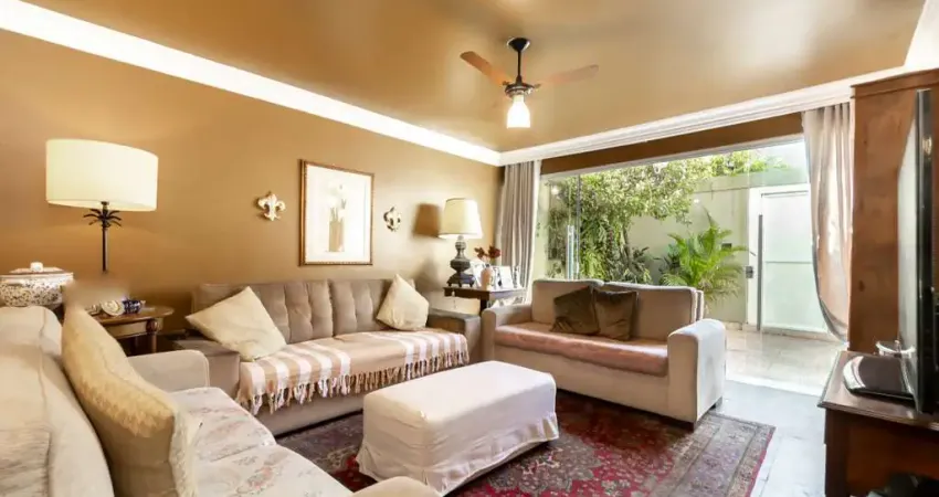 Sobrado para venda com 3 quartos, sendo 1 suíte, 134m²