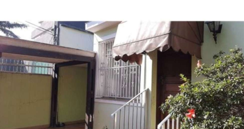 Casa tipo para venda com 3 quartos, sendo 1 suíte, 180m²
