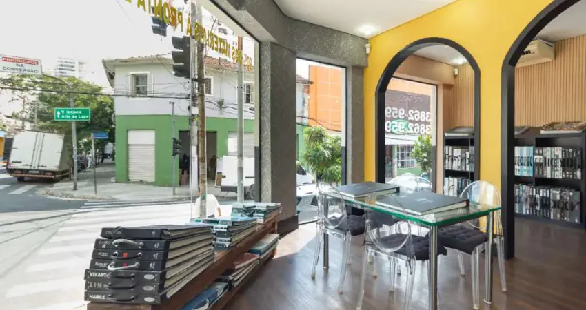 Casa comercial à venda na Rua Caio Graco, 345/349, Vila Romana, São Paulo