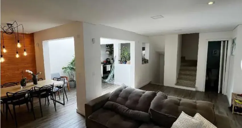 Casa no condomínio copacabana para venda com 3 quartos, sendo 3 suítes, 242m²