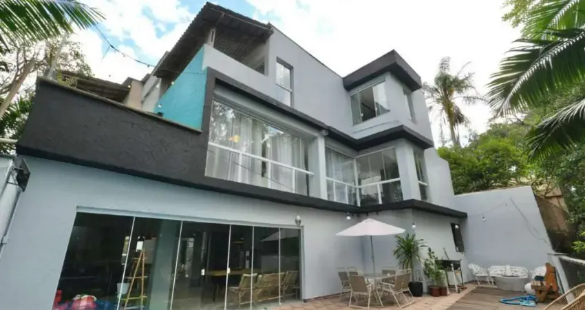 Casa no condomínio condomínio residencial colinas japore para venda com 3 quartos, sendo 3 suítes , 580m²