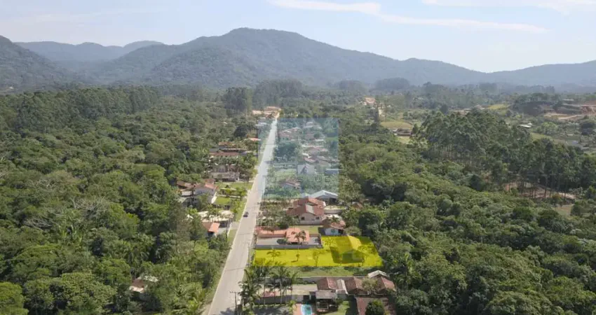 Casa com terreno amplo de 900m² na vila da glória - localização privilegiada