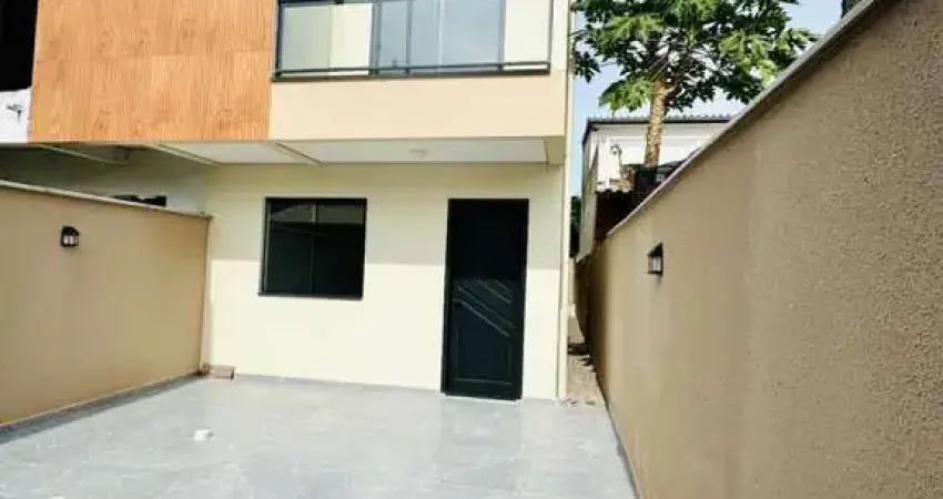 Casa para Venda em Florianópolis, São João do Rio Vermelho, 3 dormitórios, 1 suíte, 2 banheiros, 1 vaga