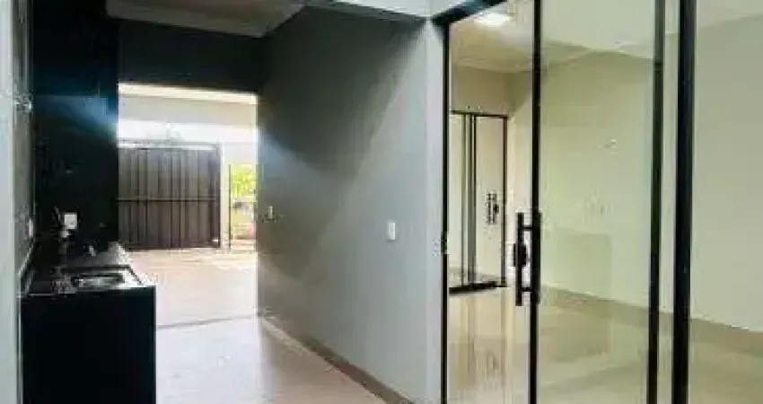 Casa à venda em Rio Verde - GO com churrasqueira, 3 quartos, espaço aconchegante e armários