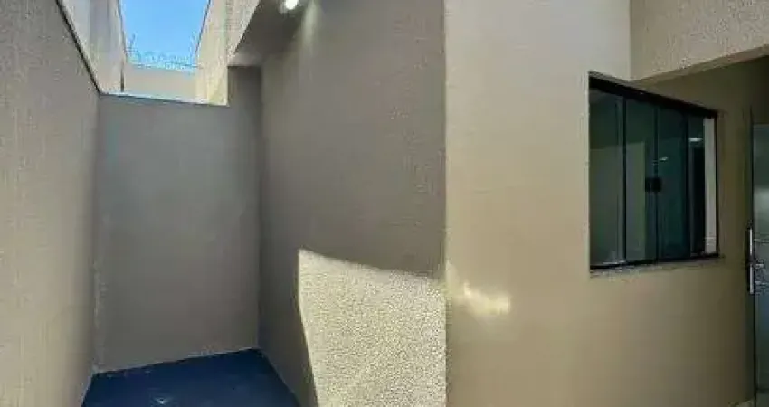 Casa aconchegante, com cômodos planejados, 3 quartos e garagem ampla à venda em Rio Verde - GO
