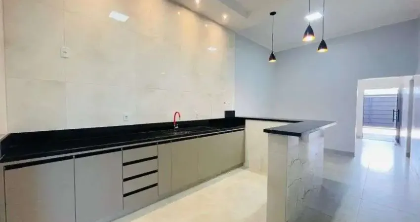 Casa à venda com estética moderna, churrasqueira, 3 quartos e espaço amplo em Rio Verde - GO
