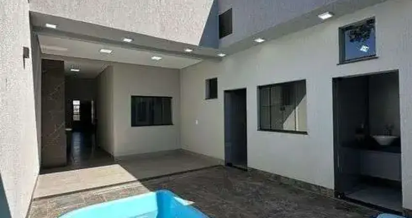 Casa para venda com 3 quartos sendo um suíte e piscina em Rio Verde Go