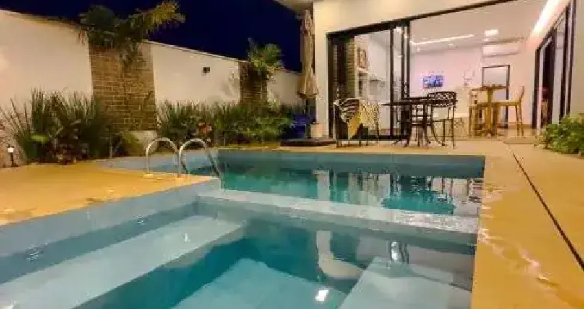 Casa à venda com 3 suítes, armários, piscina, espaço amplo e estética luxuosa em Rio Verde - GO