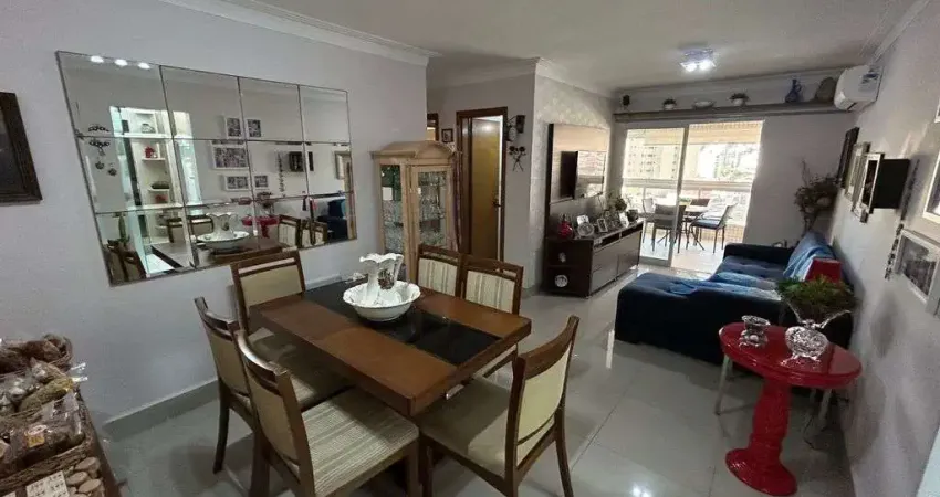Apartamento à Venda com 2 quartos, 104m²