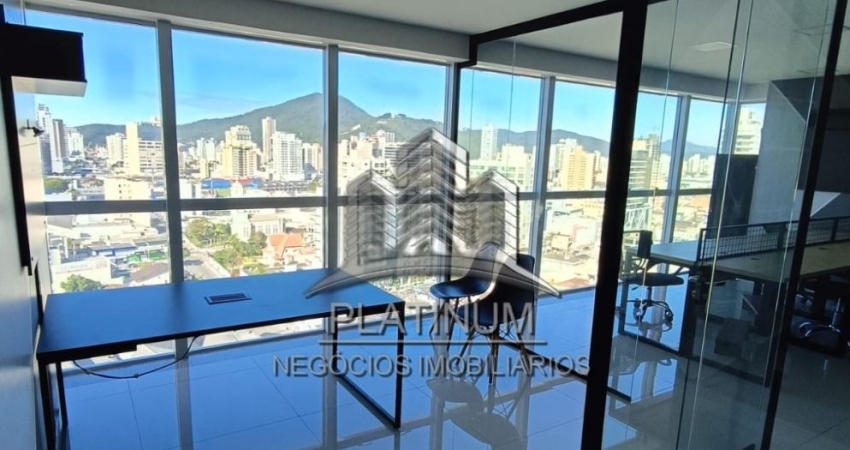 Sala comercial para alugar na Rua Cônego Thomaz Fontes, Centro, Itajaí