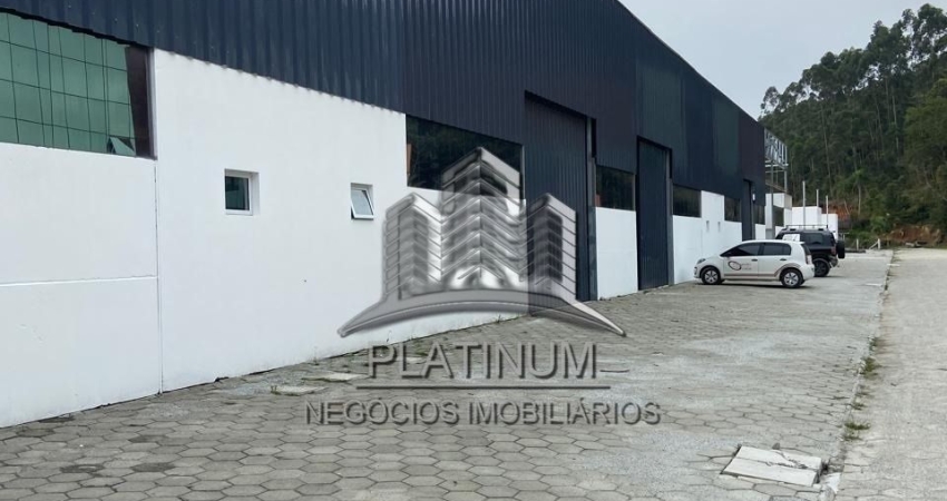 Barracão / Galpão / Depósito para alugar na Rua Rio Negrinho, Rio Pequeno, Camboriú