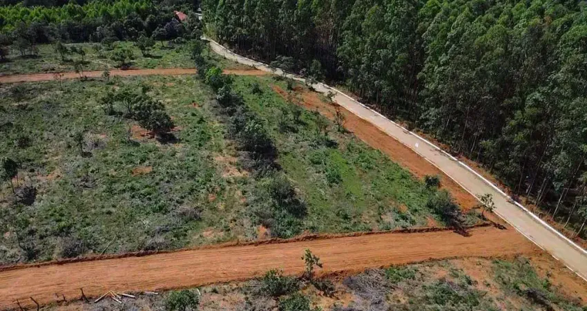 Chácaras 1000M² Entrada 25.000 mil e Restante parcelado com Registro em Itatiaiuçu MG