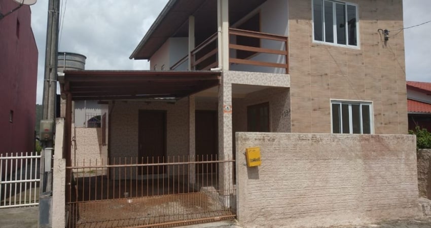 Casa de 2 quartos no Rio Tavares Aluguel