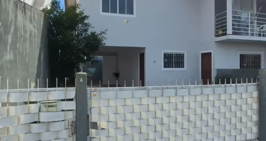 Casa de 2 quartos , 1 banheiro, garagem coberta no rio tavares para locação anual