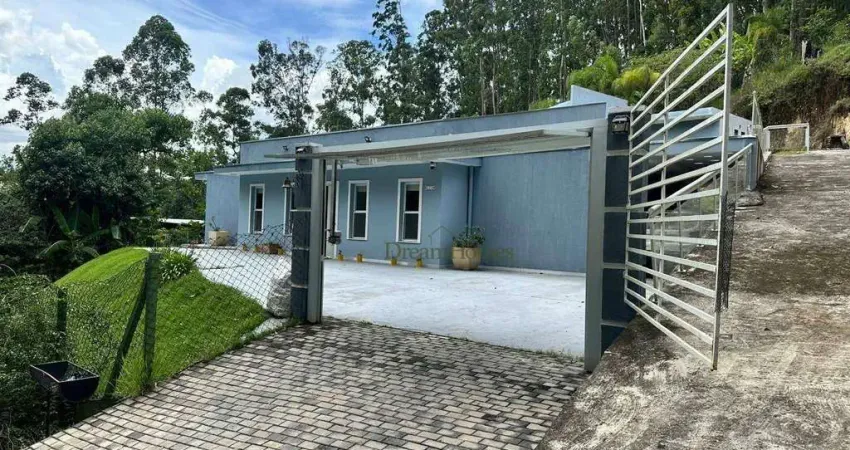 Casa térrea a venda no Condomínio Vale de Santa Fé na cidade de Vinhedo - SP