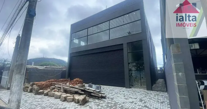 Barracão / Galpão / Depósito para alugar na Avenida Siqueira Campos, 1269, Praia Aruan, Caraguatatuba