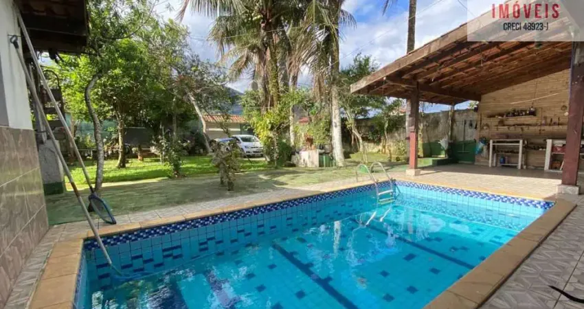 Casa com 2 quartos à venda na Rua Açucenas, 243, Jardim Carolina, Ubatuba