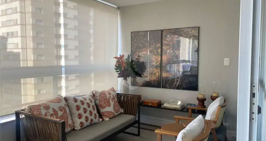 Apartamento com 3 quartos à venda em Itaim Bibi - SP