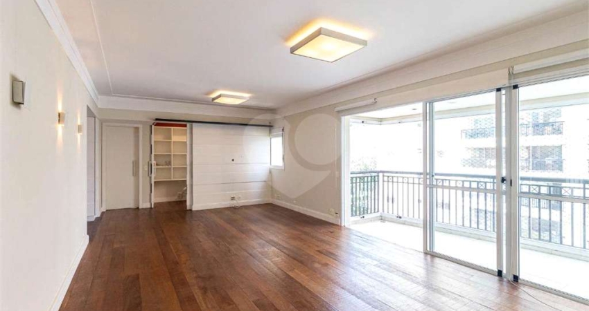 Apartamento com 3 quartos à venda em Cidade Monções - SP