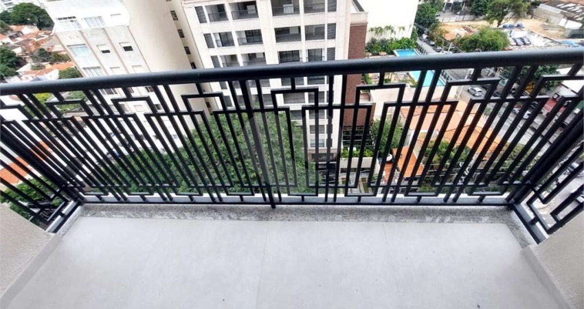 Apartamento com 3 quartos à venda ou para locação em Cerqueira César - SP