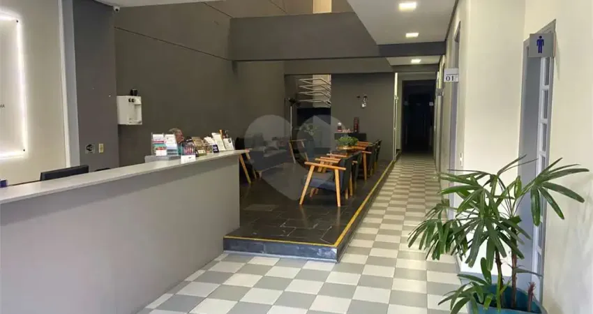 Prédio inteiro à venda em Tatuapé - SP