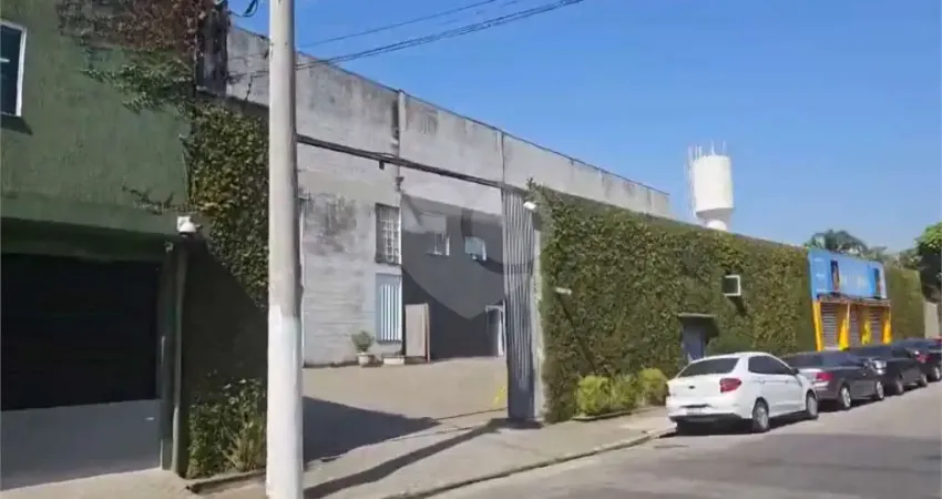 Galpão à venda em Vila Santana - SP