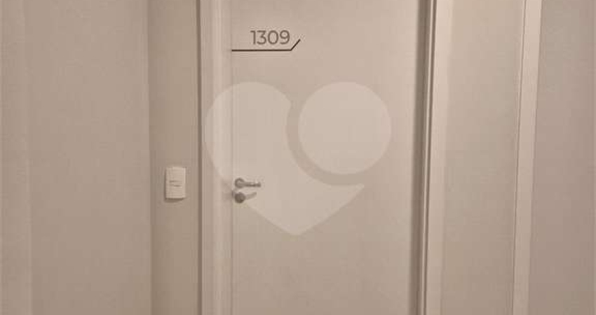 Apartamento com 3 quartos à venda em Vila Anastácio - SP