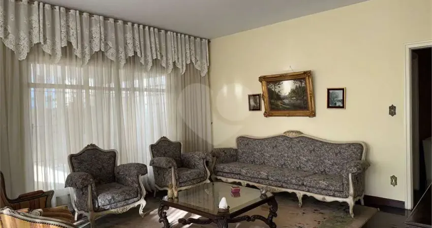 Casa à venda com 6 quartos, sendo 2 suítes, em ALTO DA LAPA, São Paulo, SP