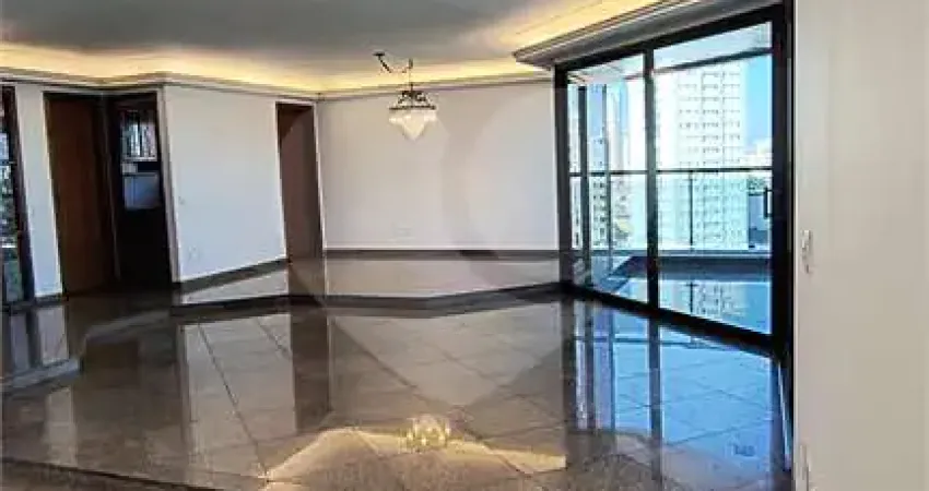 Apartamento com 4 quartos para locação em Santana - SP