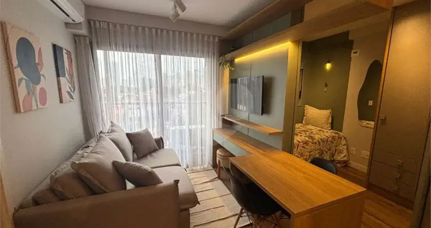 Apartamento com 1 quartos para locação em Vila Cordeiro - SP